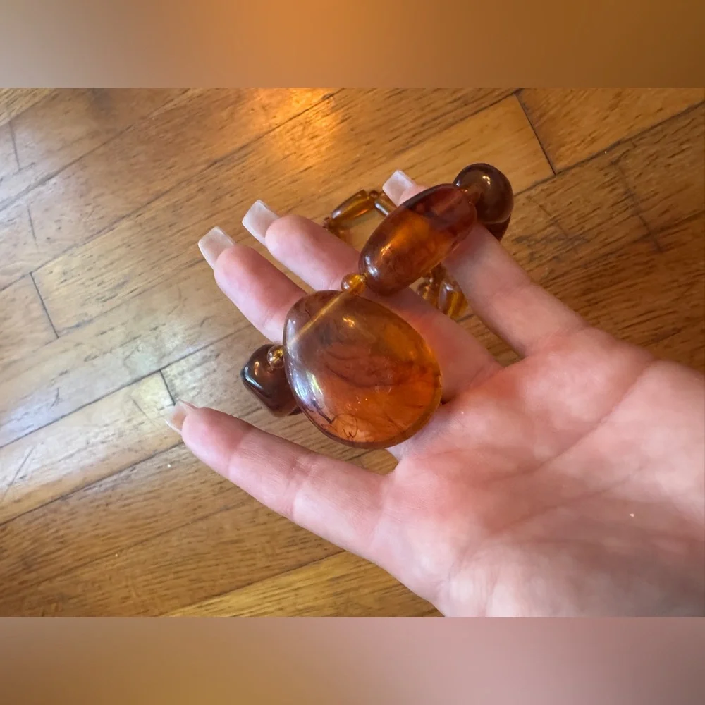 70s Vintage Double Strand Brown Lucite Tortoiseshell Necklace - Picture 5 of 8